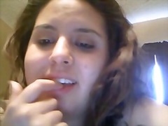 Chubby latina hairy pussy masturbating on webcam.